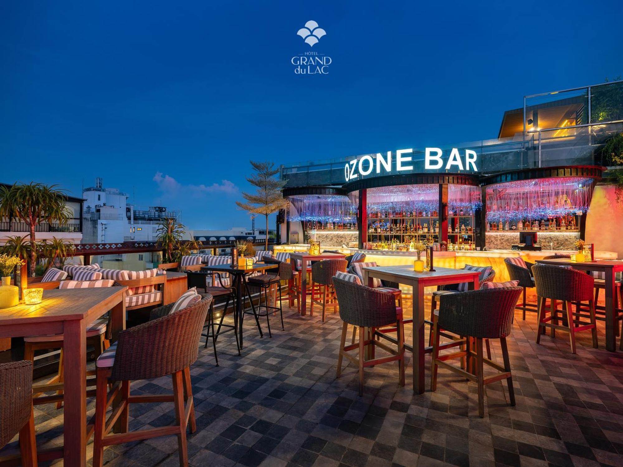 Grand Hotel Du Lac Hanoi Exterior photo ZONE BAR